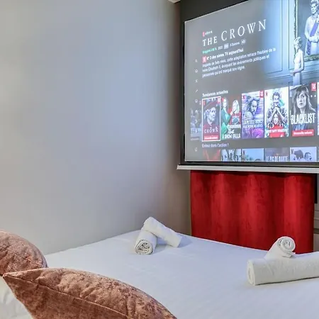 Montaigne Executive * Παρίσι