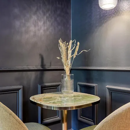 Montaigne Executive Paris