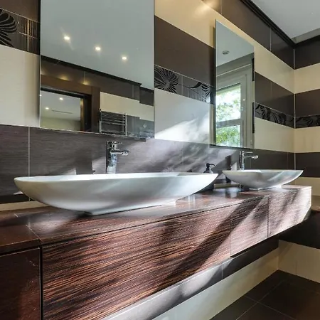 Appartement Montaigne Executive